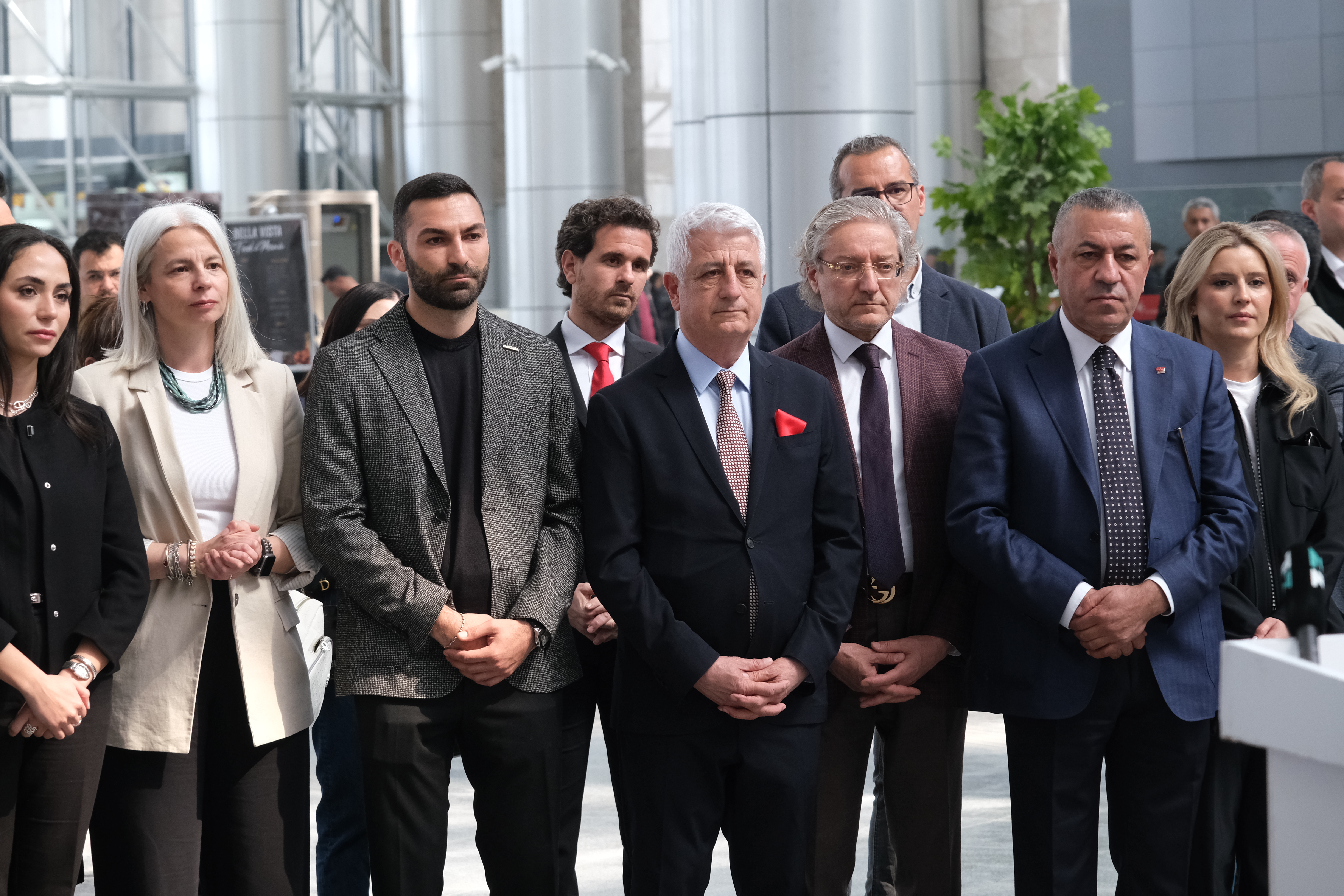 <p>Sekt&ouml;r&uuml;m&uuml;z&uuml;n Değerli İsimlerine Vefa</p>
